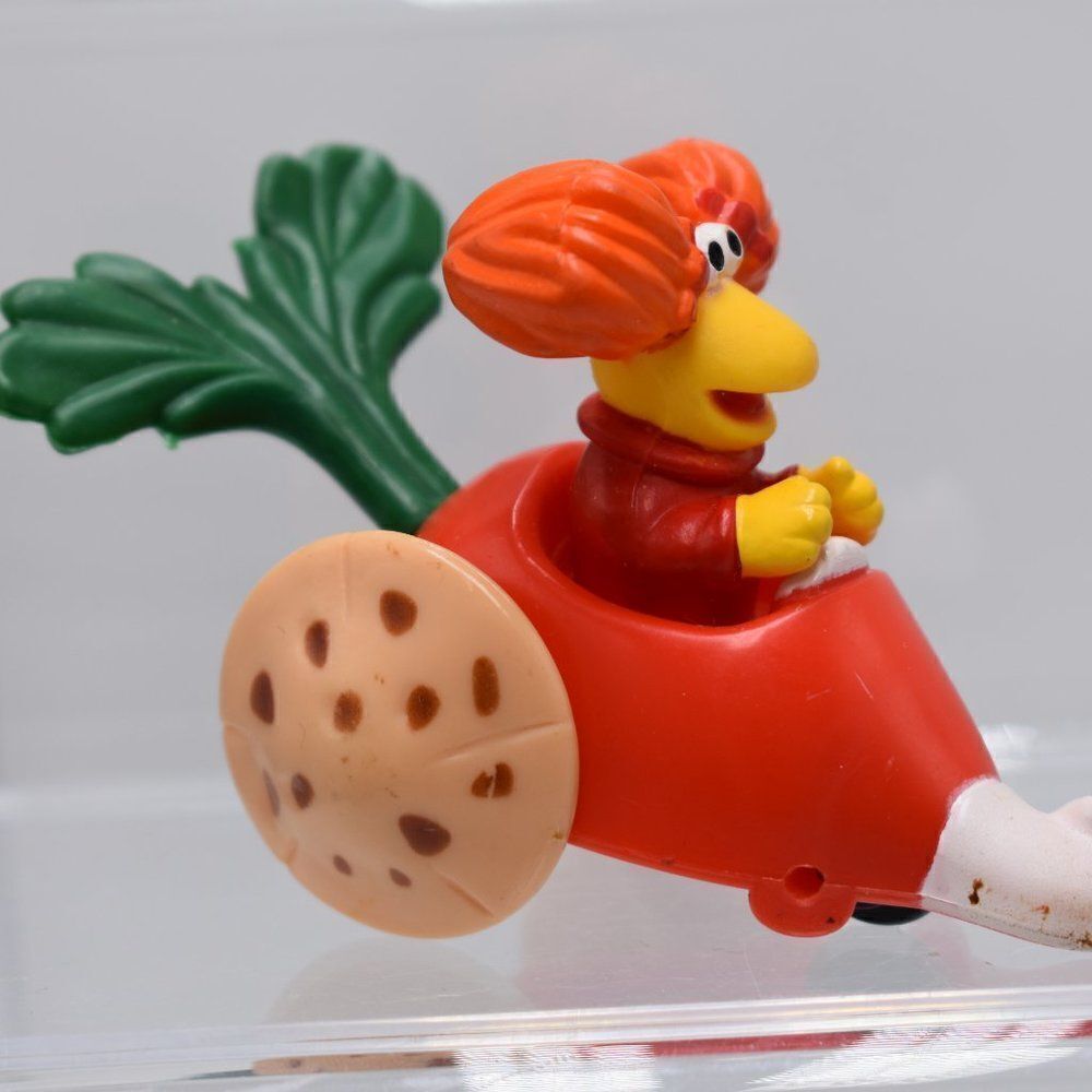 Vintage Toys, Fraggle Rock McDonald's Mokey Gogo Carrot Car Push Along Racers - Picture 5 of 8